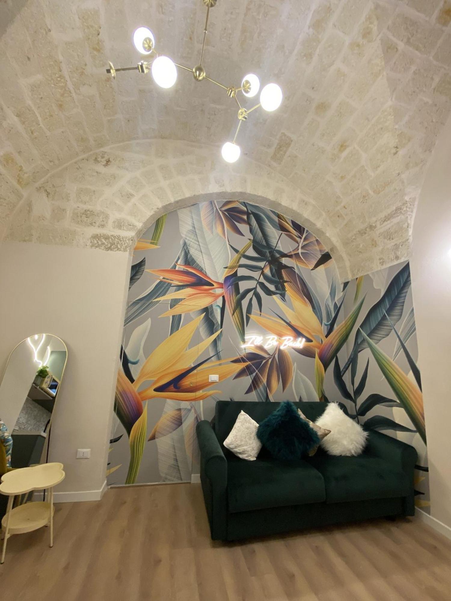 Quiet And Stylish - Bari City Center, Minutes To Station المظهر الخارجي الصورة